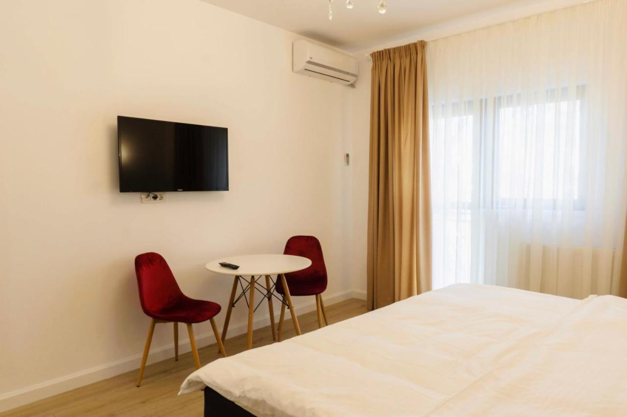 M Rooms Bucarest Esterno foto