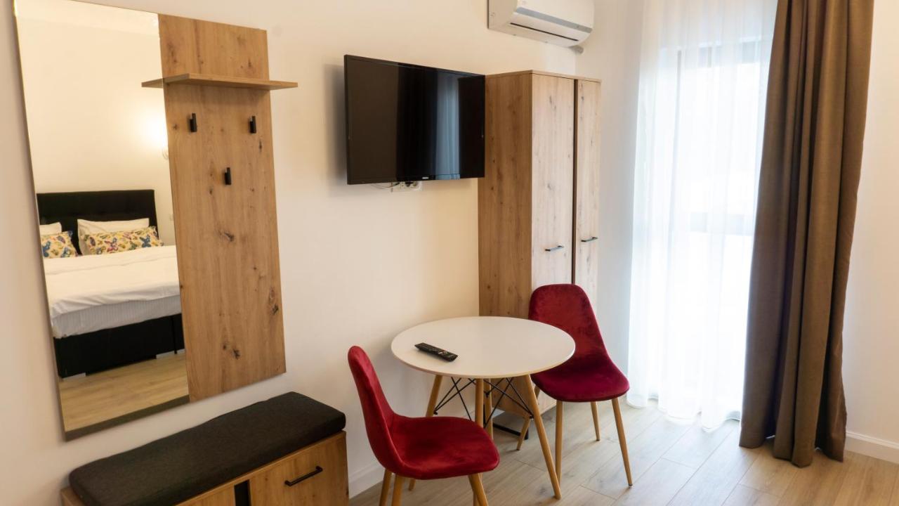 M Rooms Bucarest Esterno foto